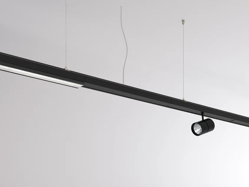 TRAIL SYSTEM ACCESSORY CENTERFEED IN-OUT
