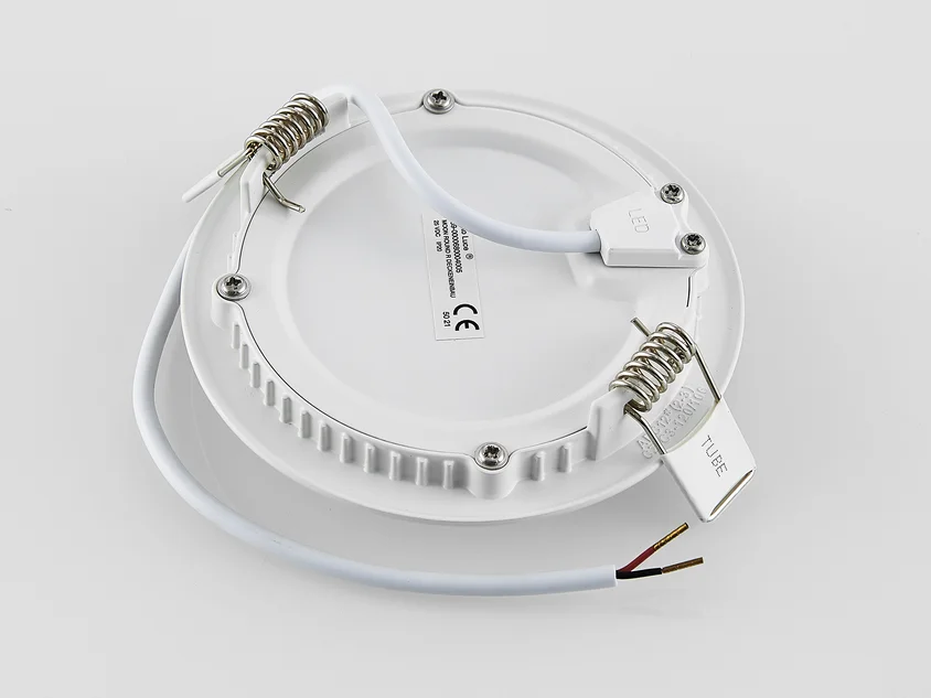 MOON ROUND R