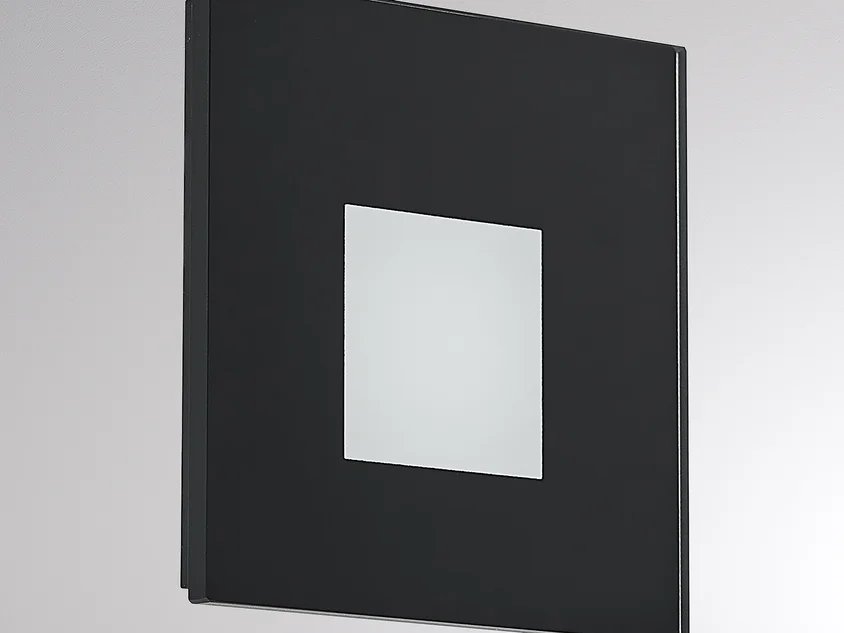 WALL 68R GLASS