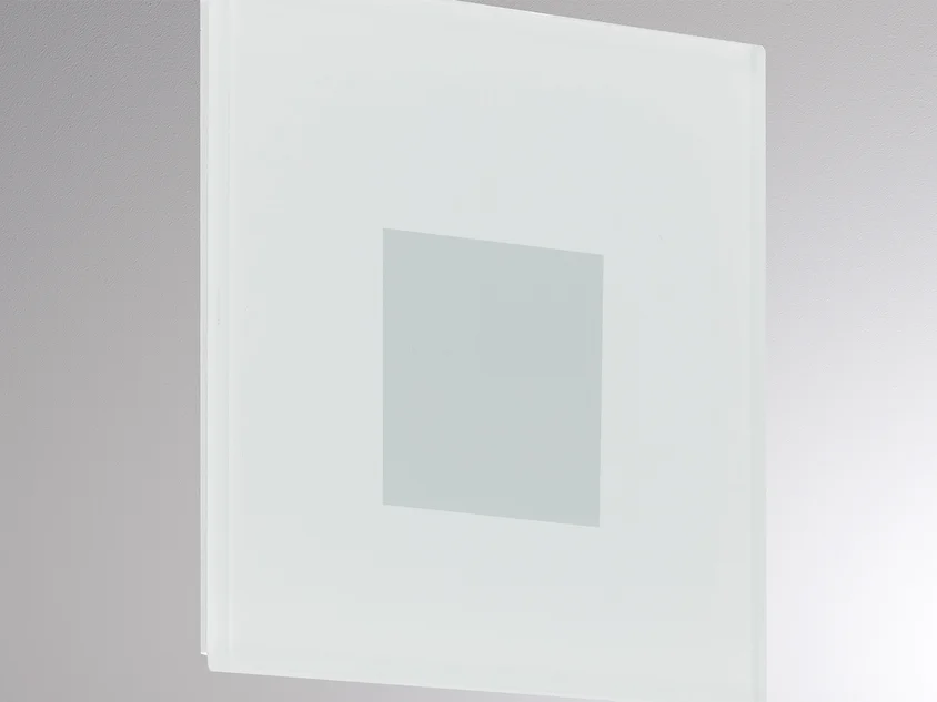 WALL 68R GLASS